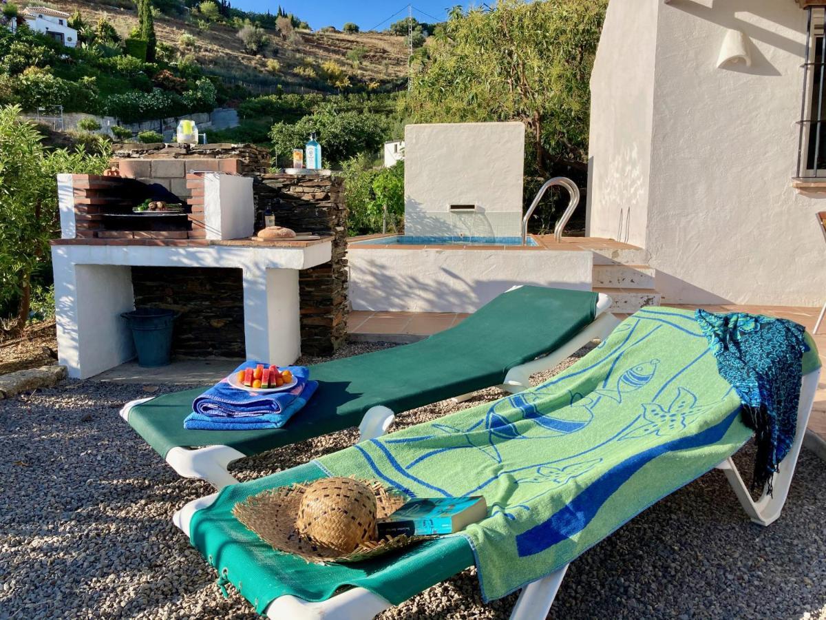 Villa Las Ranas Cajís Екстериор снимка